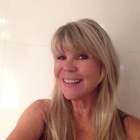 Elisabeth Devlin Photo 2