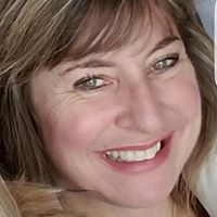 Lori Petersen Photo 19