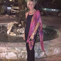 Debbie Edwards Photo 24