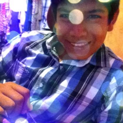 Roberto Escobedo Photo 26