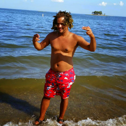 Luis Rosario Photo 18