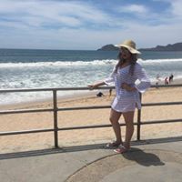 Janet Guzman Photo 10