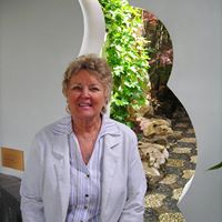Karen Kaiser Photo 36