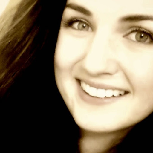 Nikki Walsh Photo 14
