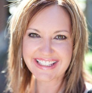 Michelle Nelson Photo 42