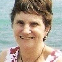 Elizabeth Elliott Photo 38