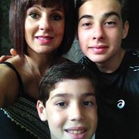 Lisa Perri Photo 19
