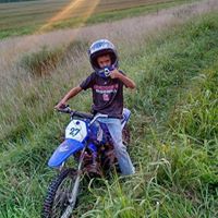 Tara Hubbard Photo 35