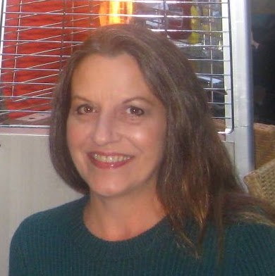 April Henderson Photo 32