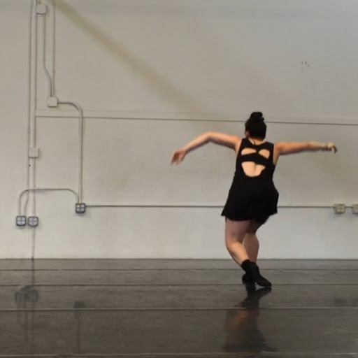 Jennifer Lacy Photo 10