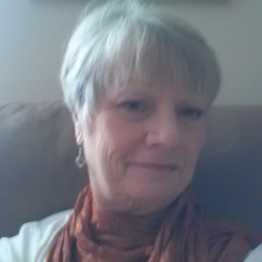 Barbara Mallory Photo 32