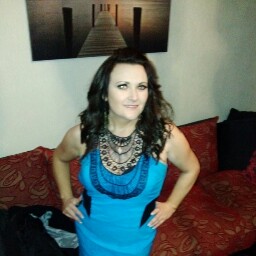 Michelle Hays Photo 32