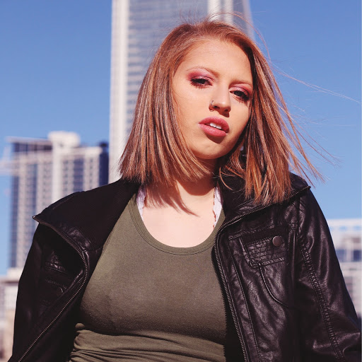 Kathleen Buck Photo 9