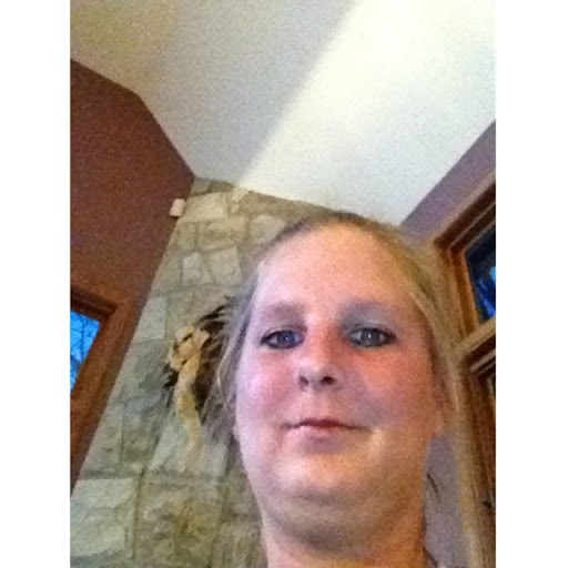 Kelly Woodward Photo 33