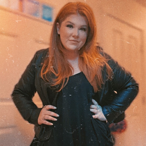 Christie Fox Photo 19