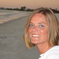 Stephanie Schaefer Photo 36