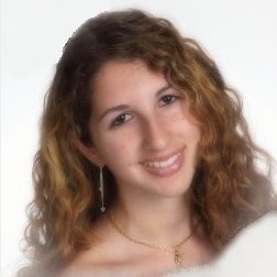 Danielle Metzger Photo 32