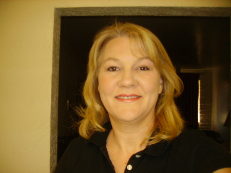 Deborah Medina Photo 14
