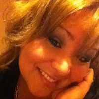 Janett Gomez Photo 15