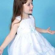 Ella Carter Photo 12