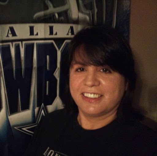 Mary Robledo Photo 20
