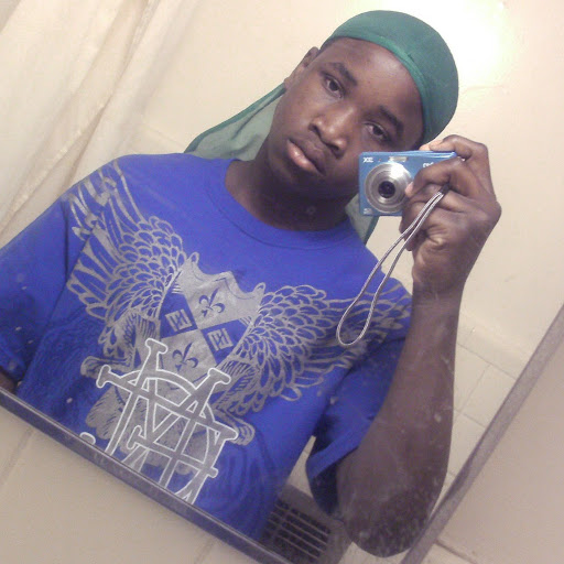 Leonard Harris Photo 15