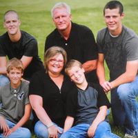 Traci Phelps Photo 20