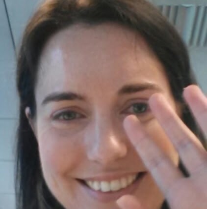 Alison Ferguson Photo 28