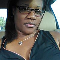 Adrienne Curry Photo 19