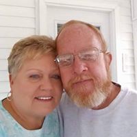 Debbie Holcombe Photo 10