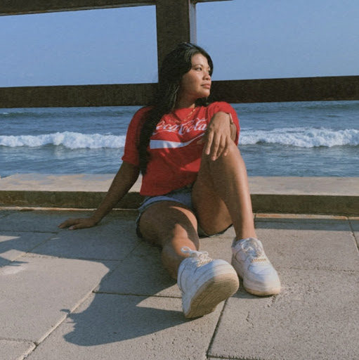 Jessica Molina Photo 38
