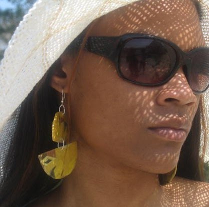 Michelle Bradley Photo 14