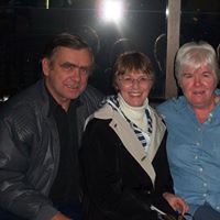 Julie Gutowski Photo 17