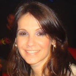 Adriana Luz Photo 8