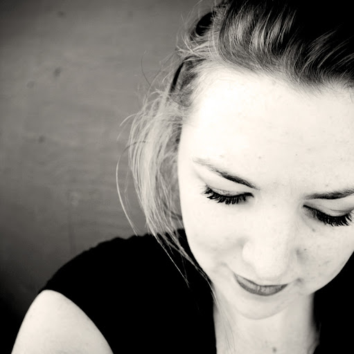 Rachel Lauer Photo 9
