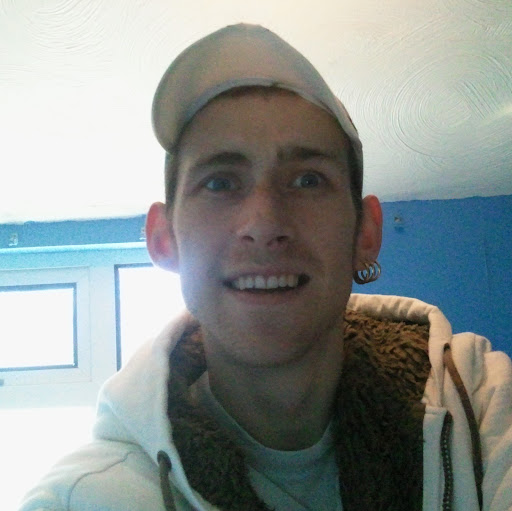 Lee Jones Photo 44