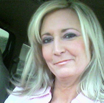 April Jones Photo 41