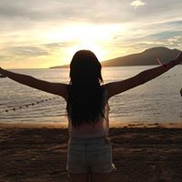 May Yang Photo 37