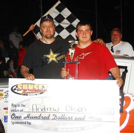 Andrew Olsen Photo 44