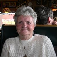 Betty Wall Photo 36