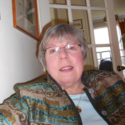 Vicky Burke Photo 9