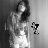 Michelle Acosta Photo 21