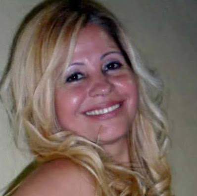 Linda Oliver Photo 27