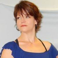 Jennifer Gooding Photo 25