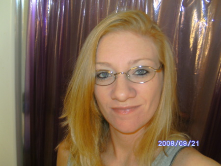 Carla Cox Photo 40