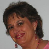 Dianne Graham Photo 36
