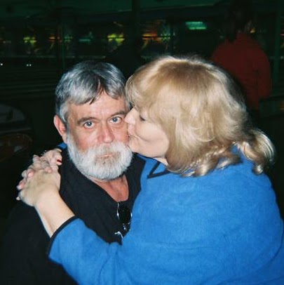 Carolyn Simons Photo 17