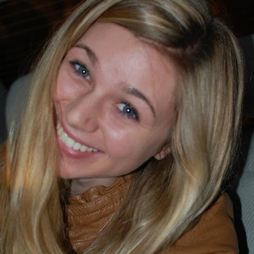 Jenny Davis Photo 9