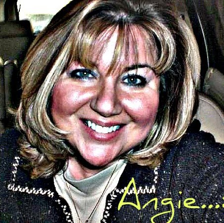 Angela Wheeler Photo 33