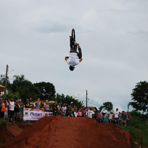 Andre Lucas Photo 34